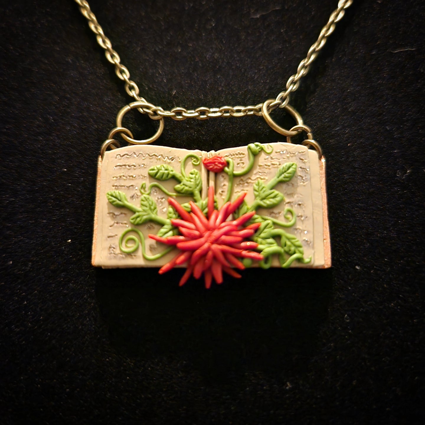 B8: Flower book set (Lehua flower)